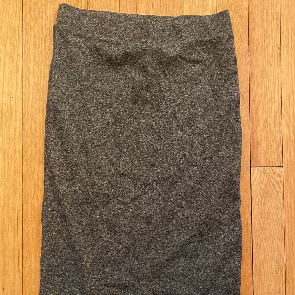 NWT H&M midi-length pencil skirt, size S